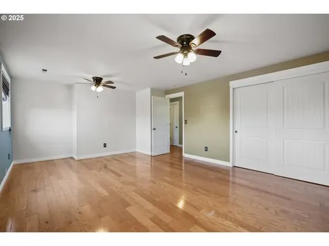 13703 NE 61st Street Vancouver WA 98682