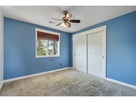 13703 NE 61st Street Vancouver WA 98682