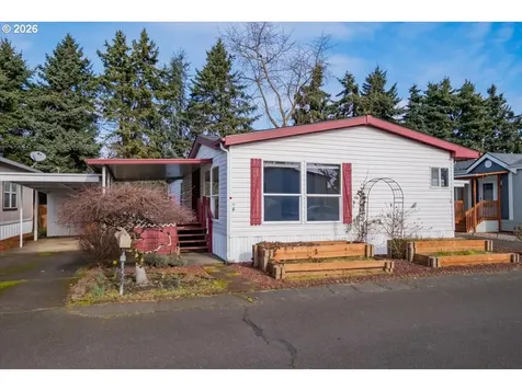 835 SE 1st Avenue Canby OR 97013