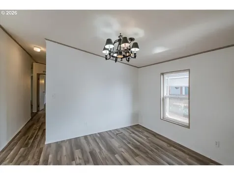 835 SE 1st Avenue Canby OR 97013