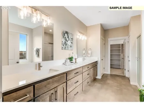 225 E 24th Avenue La Center WA 98629