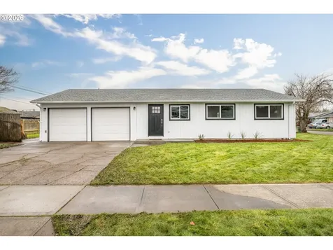 1409 31st Avenue Longview WA 98632