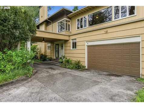 2655 Pacific Way Longview WA 98632