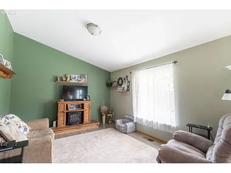 2910 Misty Avenue La Grande OR 97850