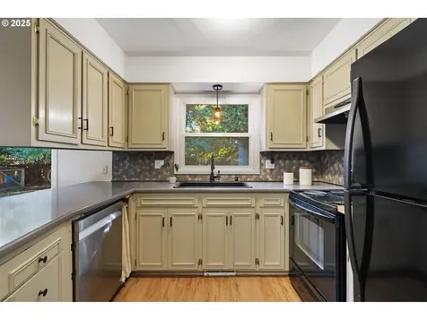 409 SE 95th Avenue Vancouver WA 98664