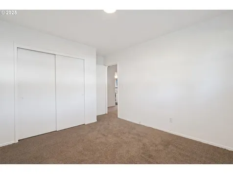 409 SE 95th Avenue Vancouver WA 98664