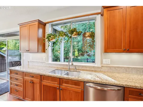 3869 SE Deer Creek Way Gresham OR 97080