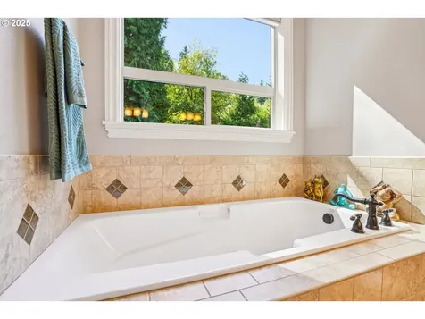 3869 SE Deer Creek Way Gresham OR 97080