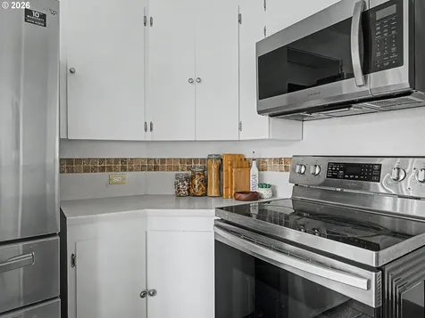 135 S Sheridan Street Mt. Angel OR 97362