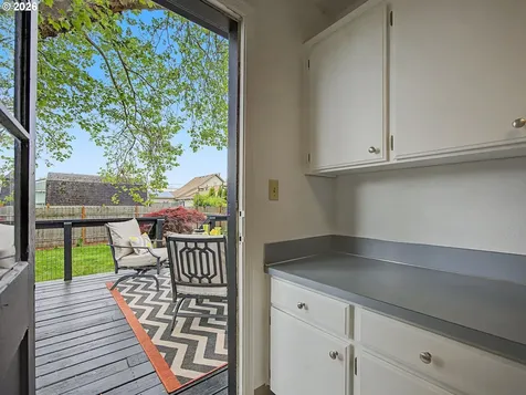 135 S Sheridan Street Mt. Angel OR 97362