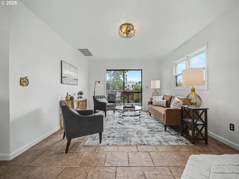 135 S Sheridan Street Mt. Angel OR 97362