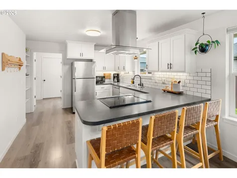 412 Herren Avenue Winlock WA 98596