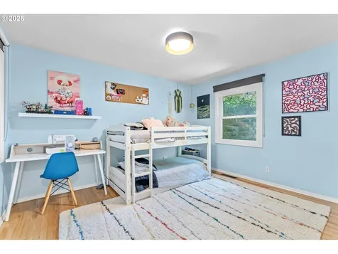 8335 SW 6th Avenue Portland OR 97219