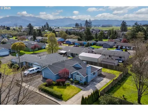 3605 Walnut Lane Tillamook OR 97141