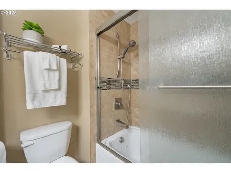 3605 Walnut Lane Tillamook OR 97141