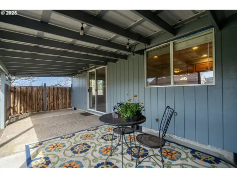 3605 Walnut Lane Tillamook OR 97141