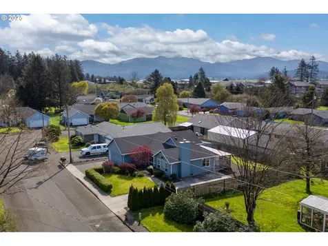 3605 Walnut Lane Tillamook OR 97141