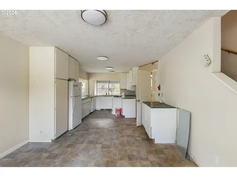 591 Mill Street Canyonville OR 97417
