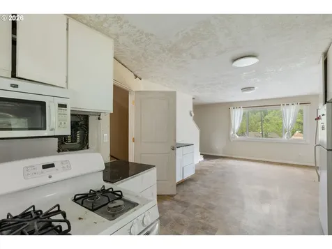 591 Mill Street Canyonville OR 97417
