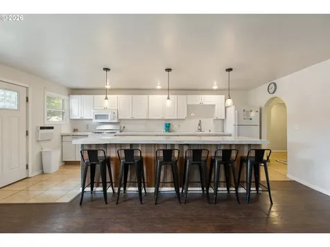 591 Mill Street Canyonville OR 97417