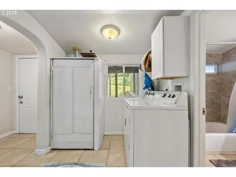 591 Mill Street Canyonville OR 97417