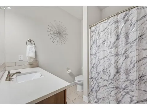 102 NE Overlook Court Estacada OR 97023
