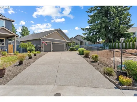102 NE Overlook Court Estacada OR 97023