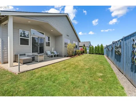 102 NE Overlook Court Estacada OR 97023