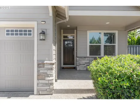 102 NE Overlook Court Estacada OR 97023
