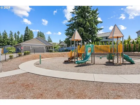 102 NE Overlook Court Estacada OR 97023