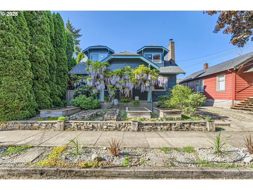 933 SE Miller Street Portland OR 97202