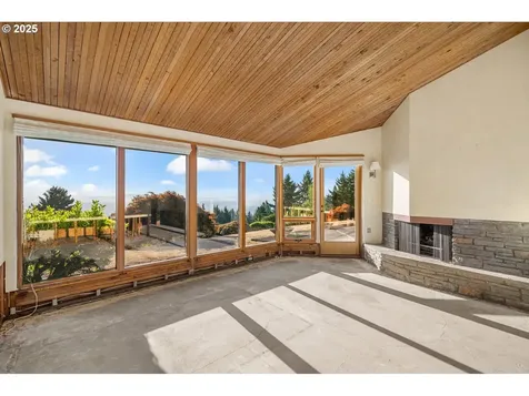1209 SW Hessler Drive Portland OR 97239
