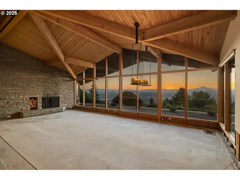 1209 SW Hessler Drive Portland OR 97239
