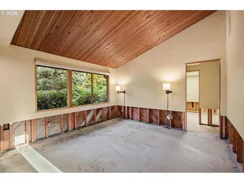1209 SW Hessler Drive Portland OR 97239
