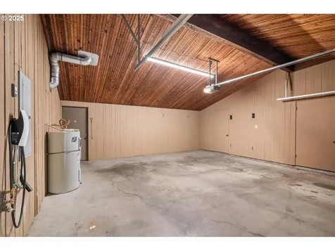1209 SW Hessler Drive Portland OR 97239
