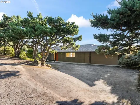 1209 SW Hessler Drive Portland OR 97239
