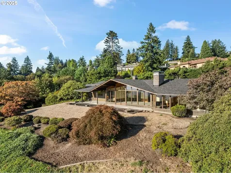 1209 SW Hessler Drive Portland OR 97239