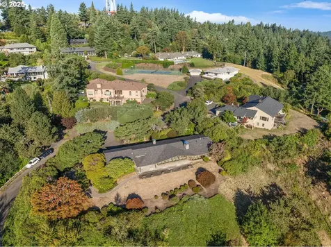 1209 SW Hessler Drive Portland OR 97239