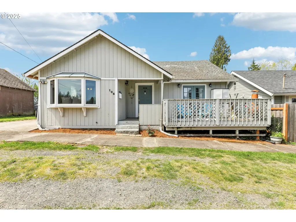 106 Eluria Street Oregon City OR 97045