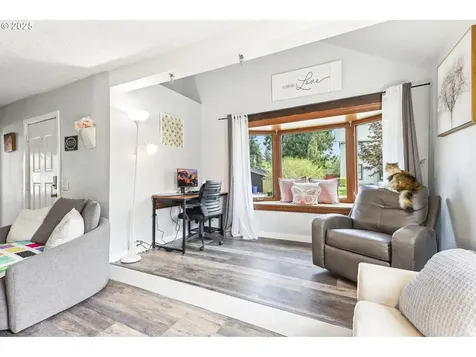 106 Eluria Street Oregon City OR 97045