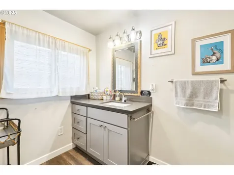 106 Eluria Street Oregon City OR 97045