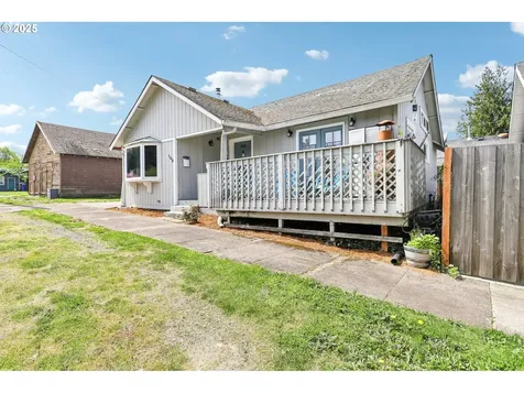 106 Eluria Street Oregon City OR 97045