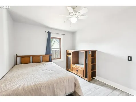 106 Eluria Street Oregon City OR 97045