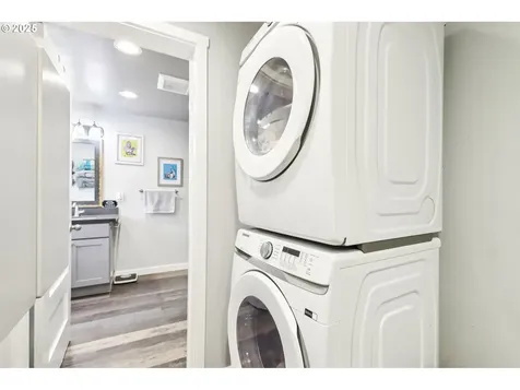 106 Eluria Street Oregon City OR 97045