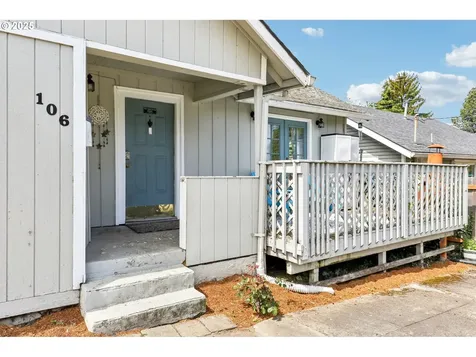 106 Eluria Street Oregon City OR 97045