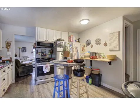 116 SE Williams Road Gresham OR 97080