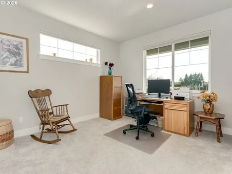 1804 S Locust Street Canby OR 97013
