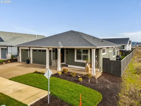 1804 S Locust Street Canby OR 97013