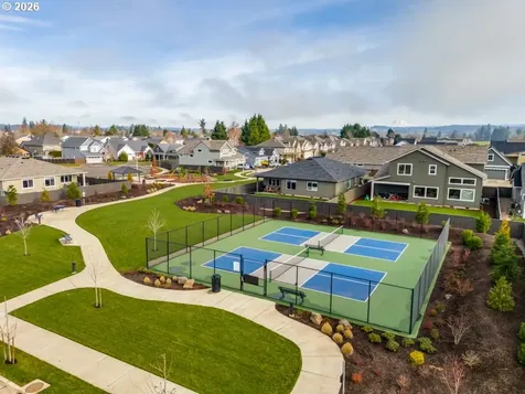 1804 S Locust Street Canby OR 97013
