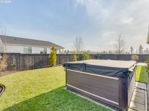 1804 S Locust Street Canby OR 97013